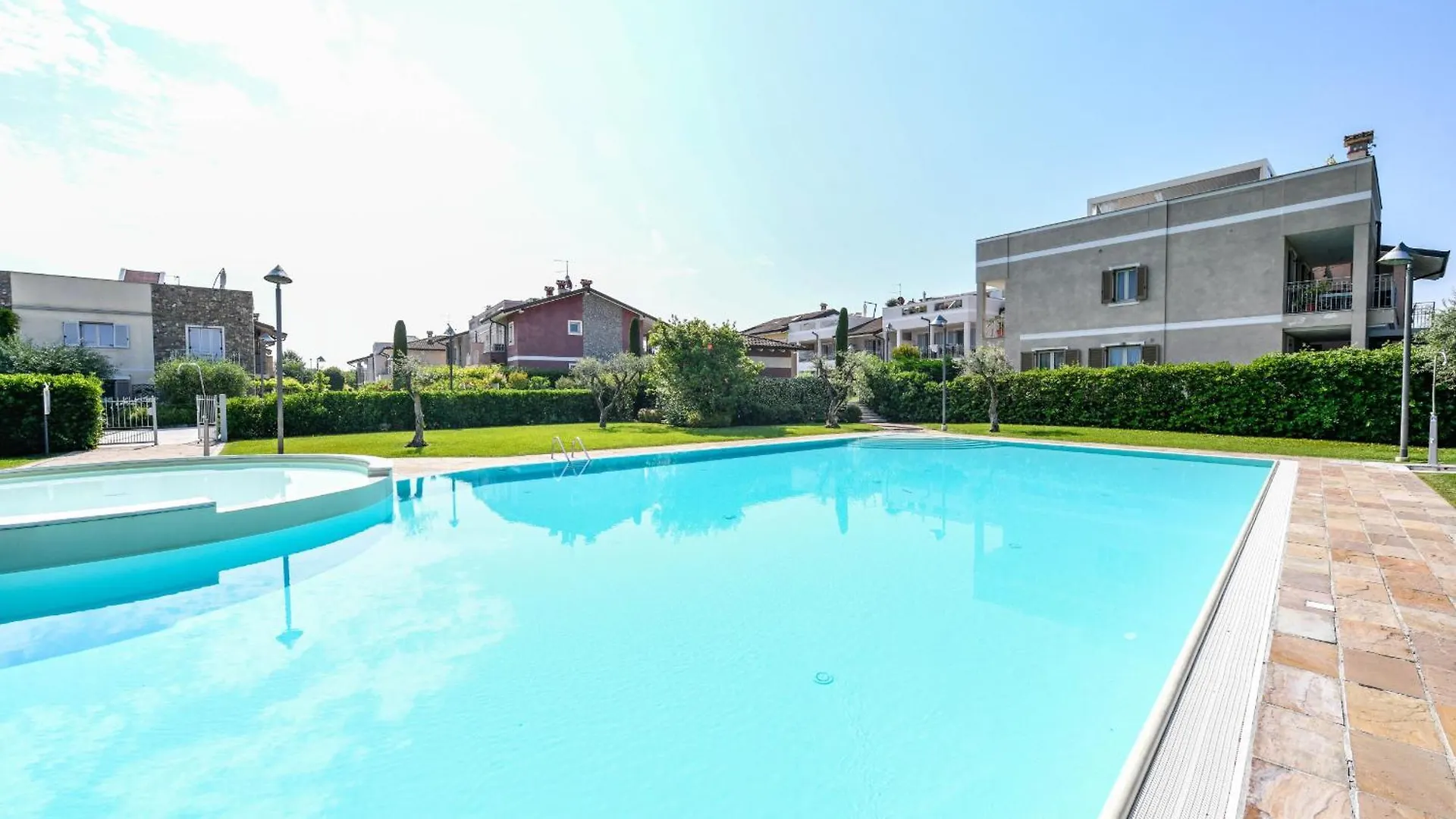 Апартаменты My Peschiera Holiday Apartment- Quadrivium 3 Кастельнуово-дель-Гарда Италия