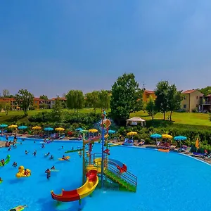 4* Курортный комплекс Belvedere Village